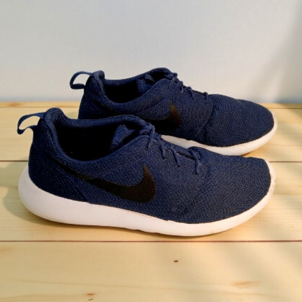 Nike Roshe Run Mens Midnight Blue Mesh Running Sneakers - Size 12